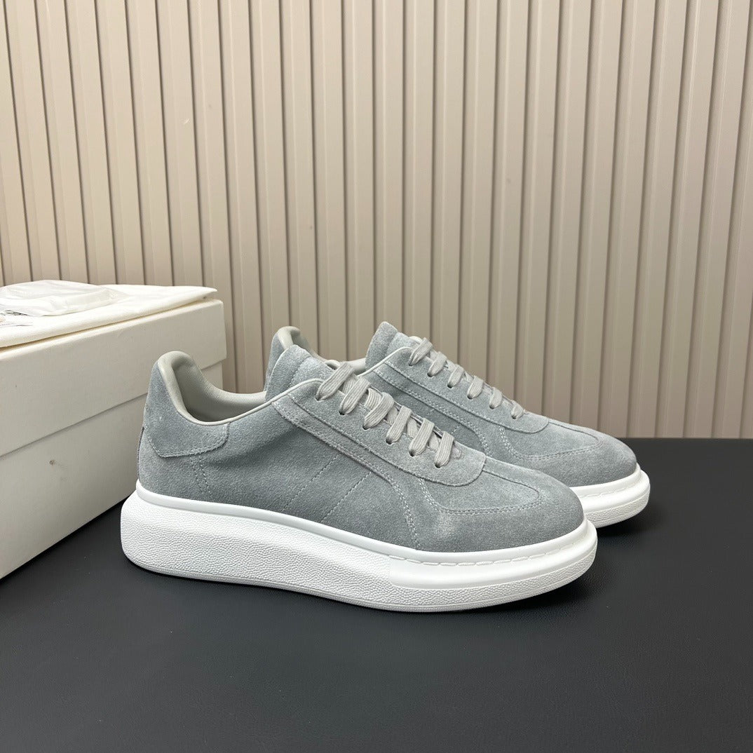 Alexander McQueen Oversized Sneaker