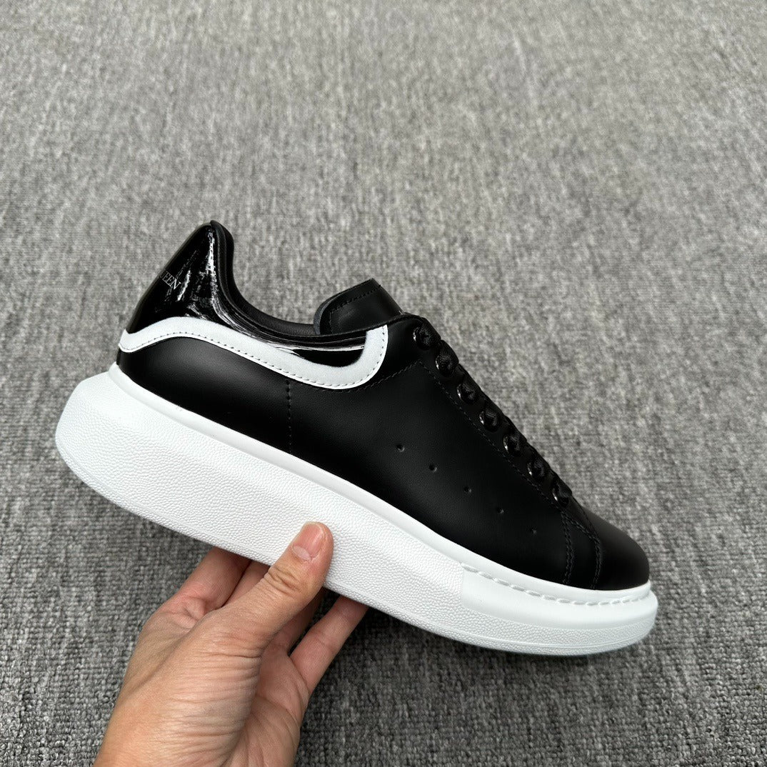 Alexander McQueen Oversized Sneaker