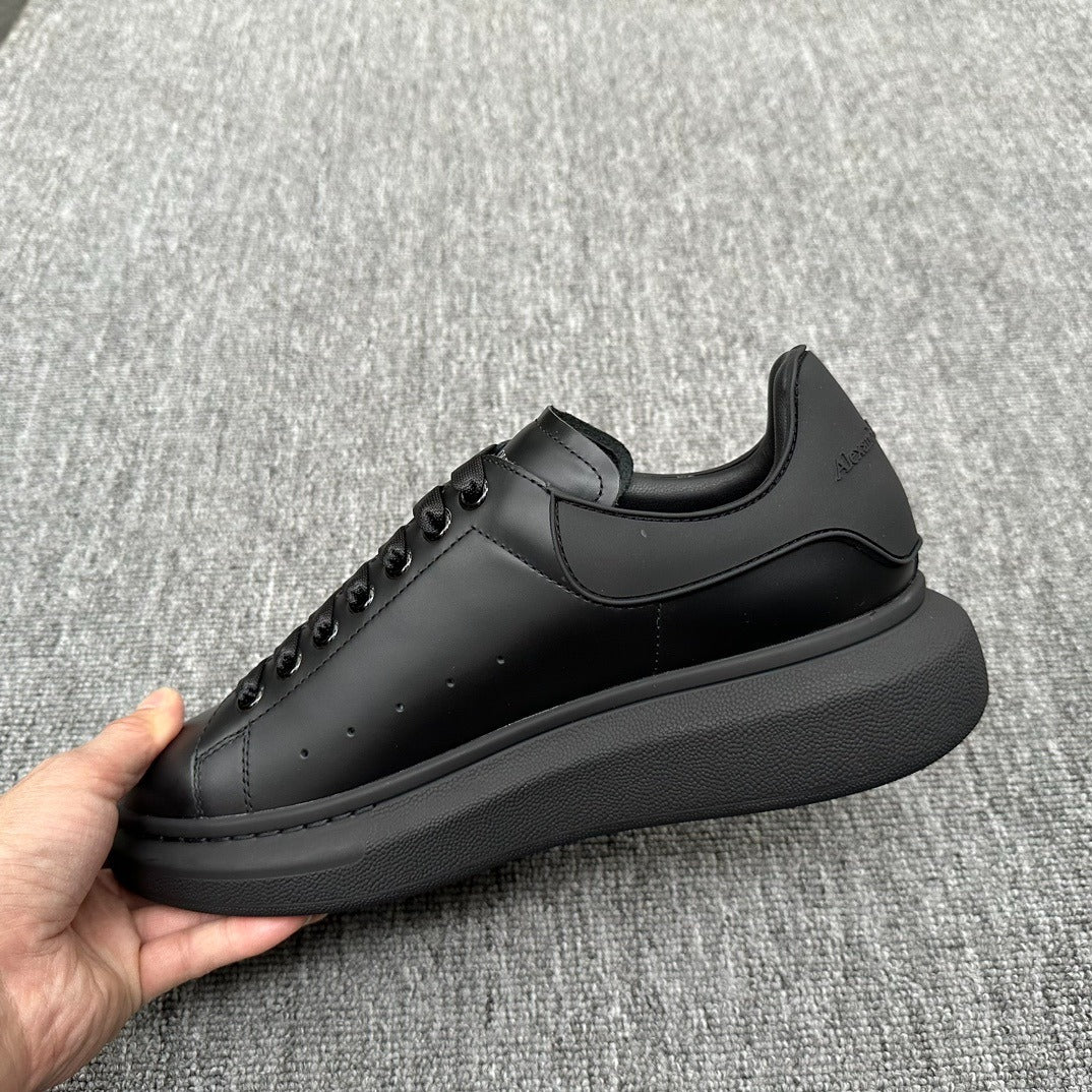Alexander McQueen Oversized Sneaker