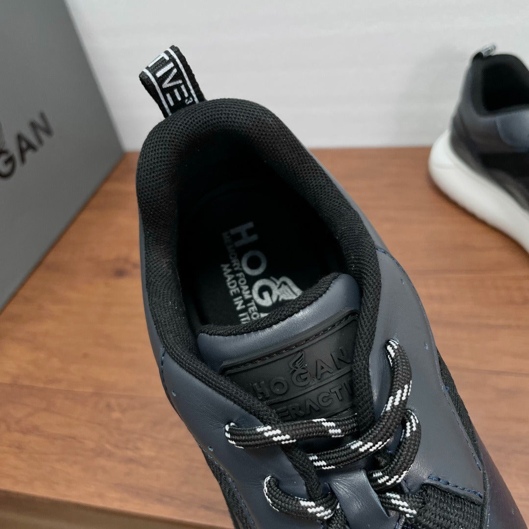 Hogan Sneakers in Pelle e Tessuto Blu Scuro