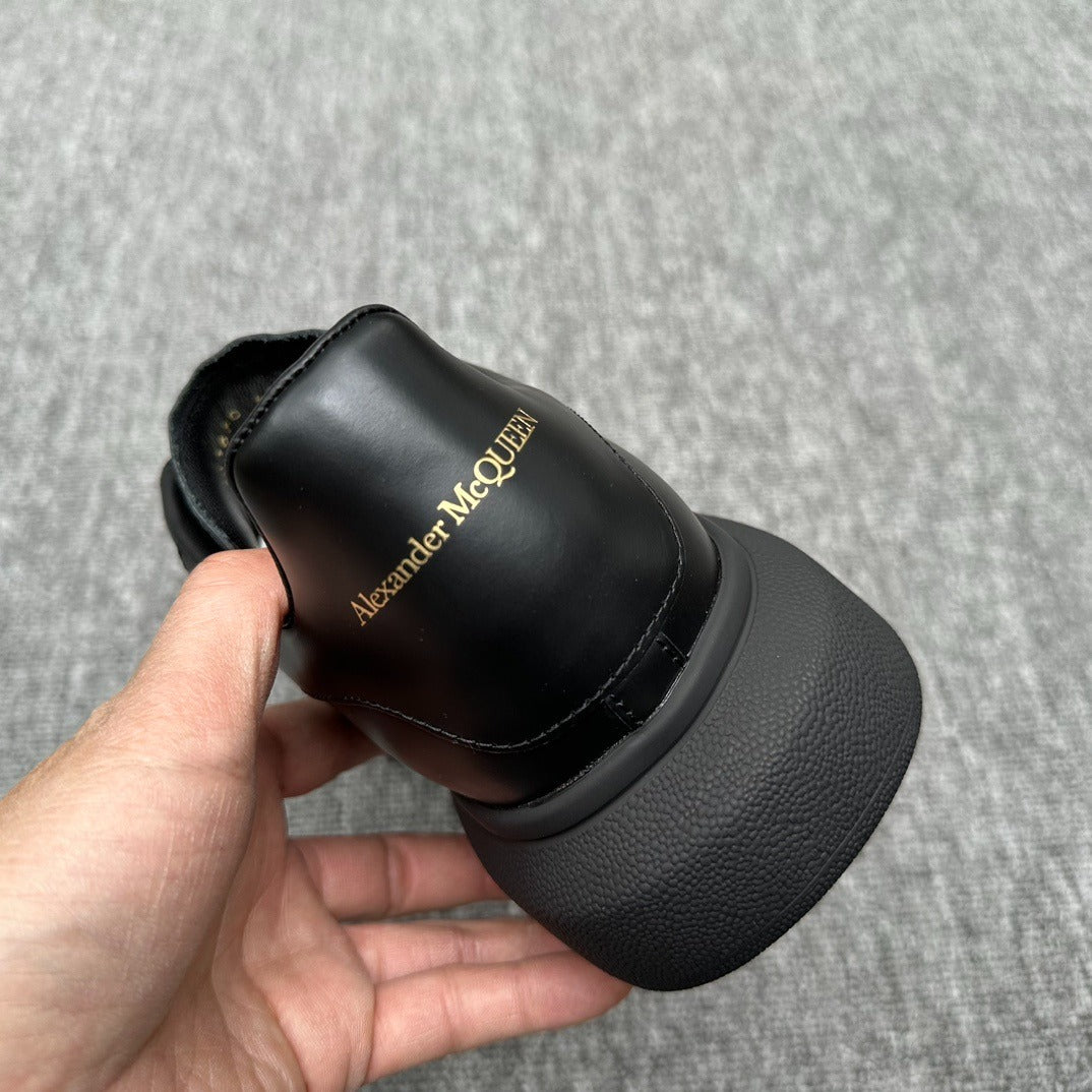 Alexander McQueen Oversized Sneaker