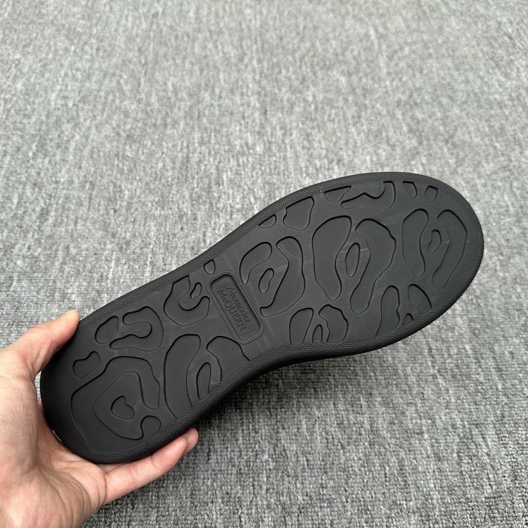 Alexander McQueen Oversized Sneaker