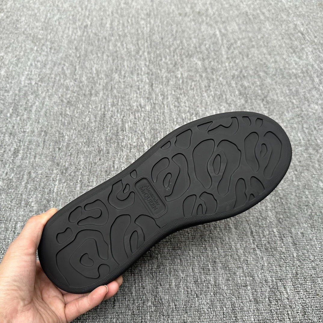 Alexander McQueen Oversized Sneaker