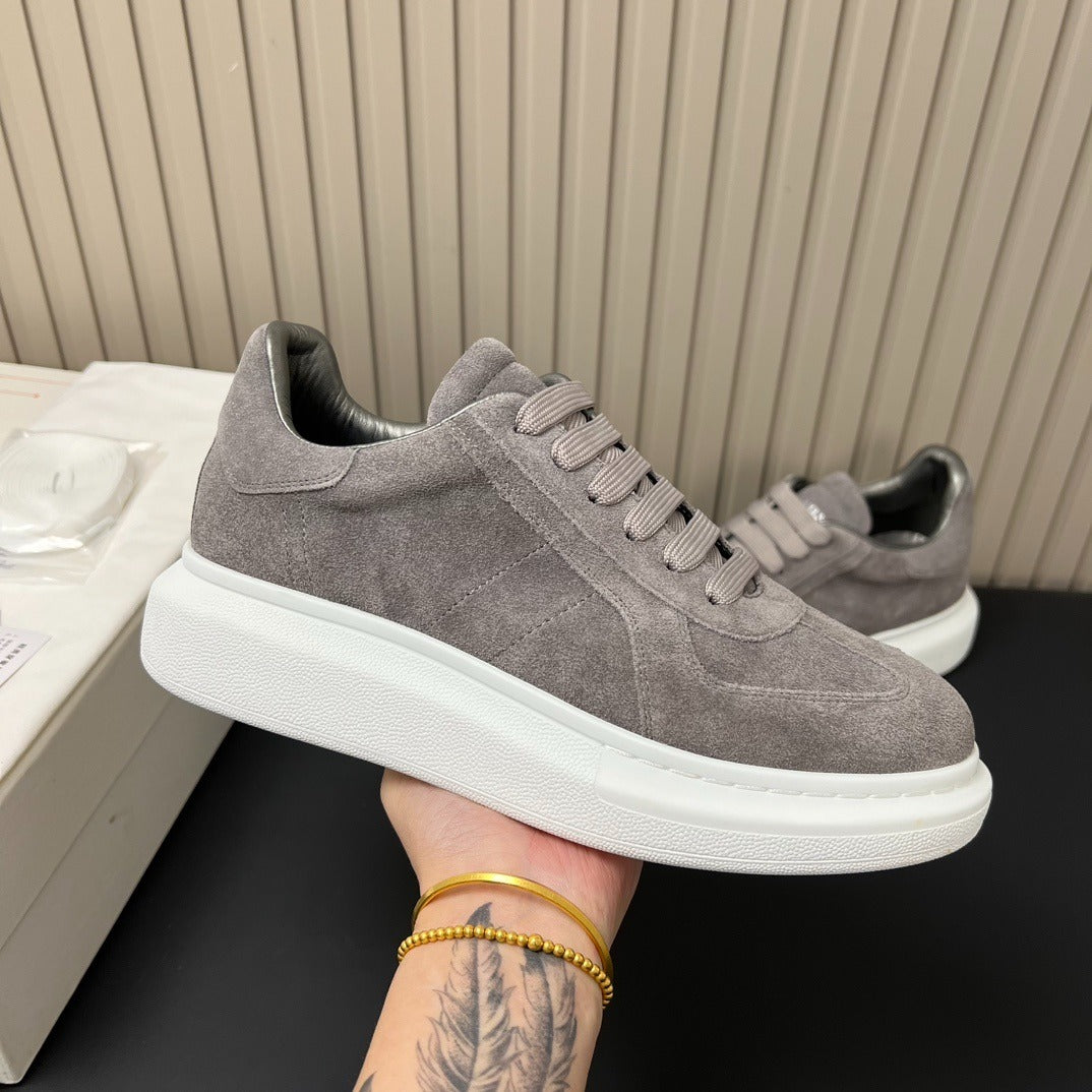 Alexander McQueen Oversized Sneaker